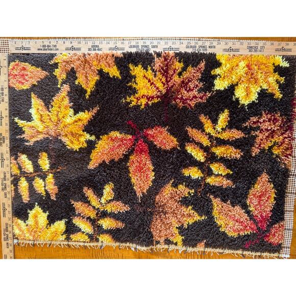 Semi-Complete "Autumn Leaves" Latch Hook Rug - Great Colors! 40"x27" Finished - Picture 3 of 3